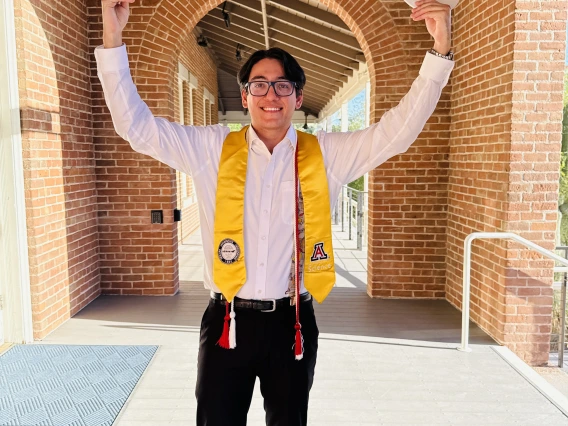 spring 25 grad holding cs letters